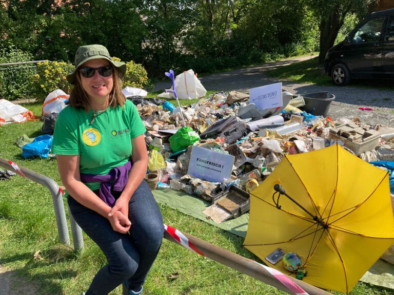 Müll-Sammelaktion des BUND an der Weser …