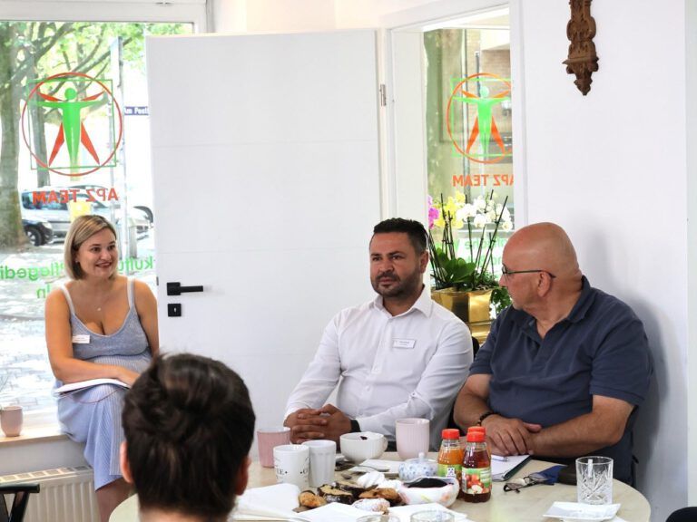 Fraktionschef aus dem Landtag zu Besuch in Hameln