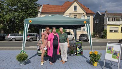 anja, jutta und ich marktplatz 15082026